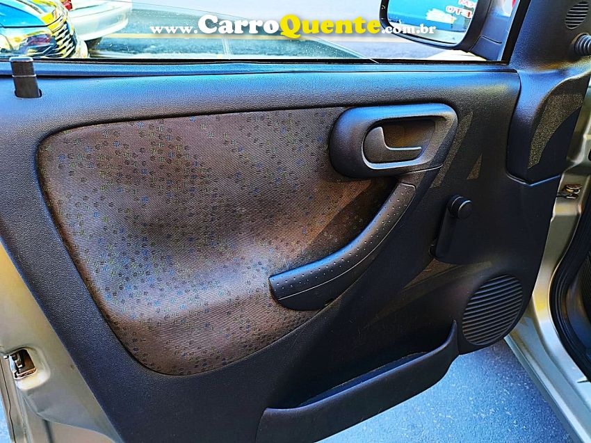 Chevrolet MONTANA 1.4 MPFI CONQUEST CS 8V FLEX 2P MANUAL - Loja