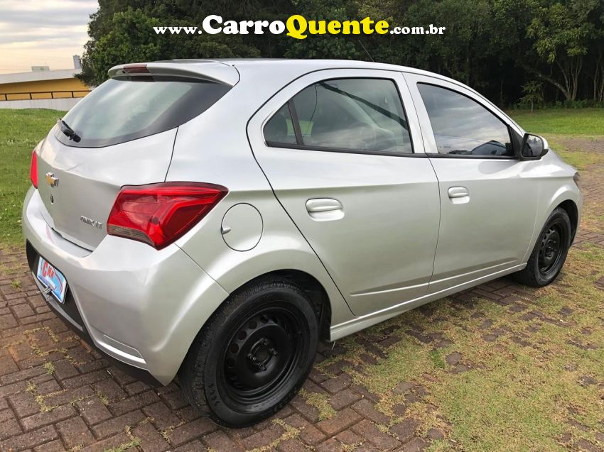 Chevrolet ONIX 1.0 MPFI LT 8V FLEX 4P MANUAL - Loja