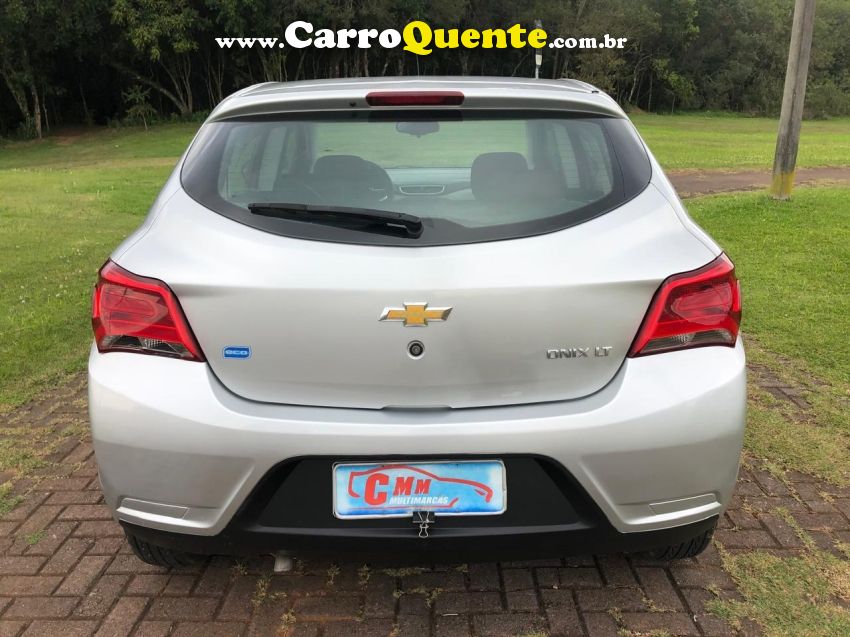 Chevrolet ONIX 1.0 MPFI LT 8V FLEX 4P MANUAL - Loja