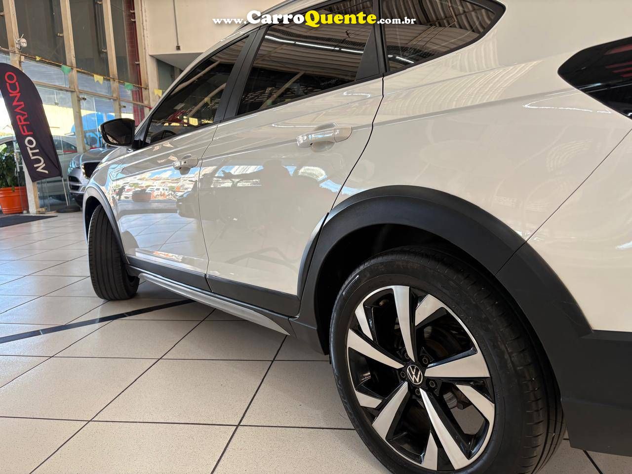 VOLKSWAGEN NIVUS 1.0 200 TSI TOTAL HIGHLINE 2024 - Loja