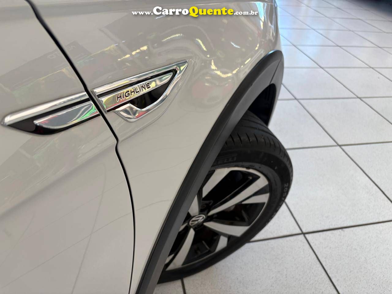 VOLKSWAGEN NIVUS 1.0 200 TSI TOTAL HIGHLINE 2024 - Loja