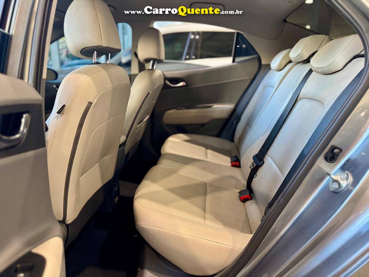 HYUNDAI HB20S 1.0 TGDI PLATINUM PLUS 2024 - Loja