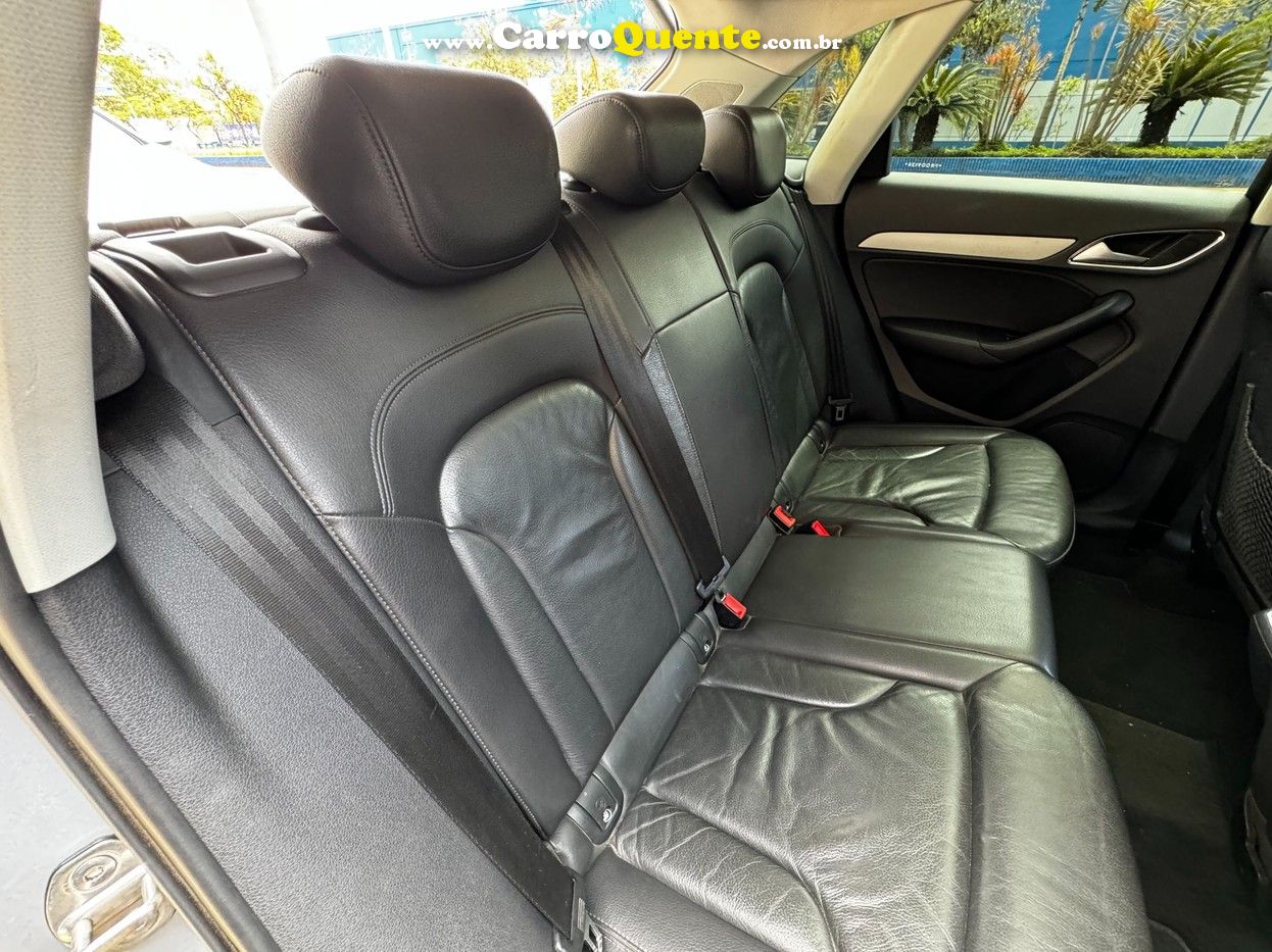 AUDI Q3 2.0 TFSI AMBIENTE QUATTRO 2015 - Loja