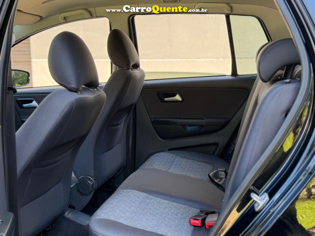 VOLKSWAGEN FOX 1.0 MI 8V 2014 - Loja