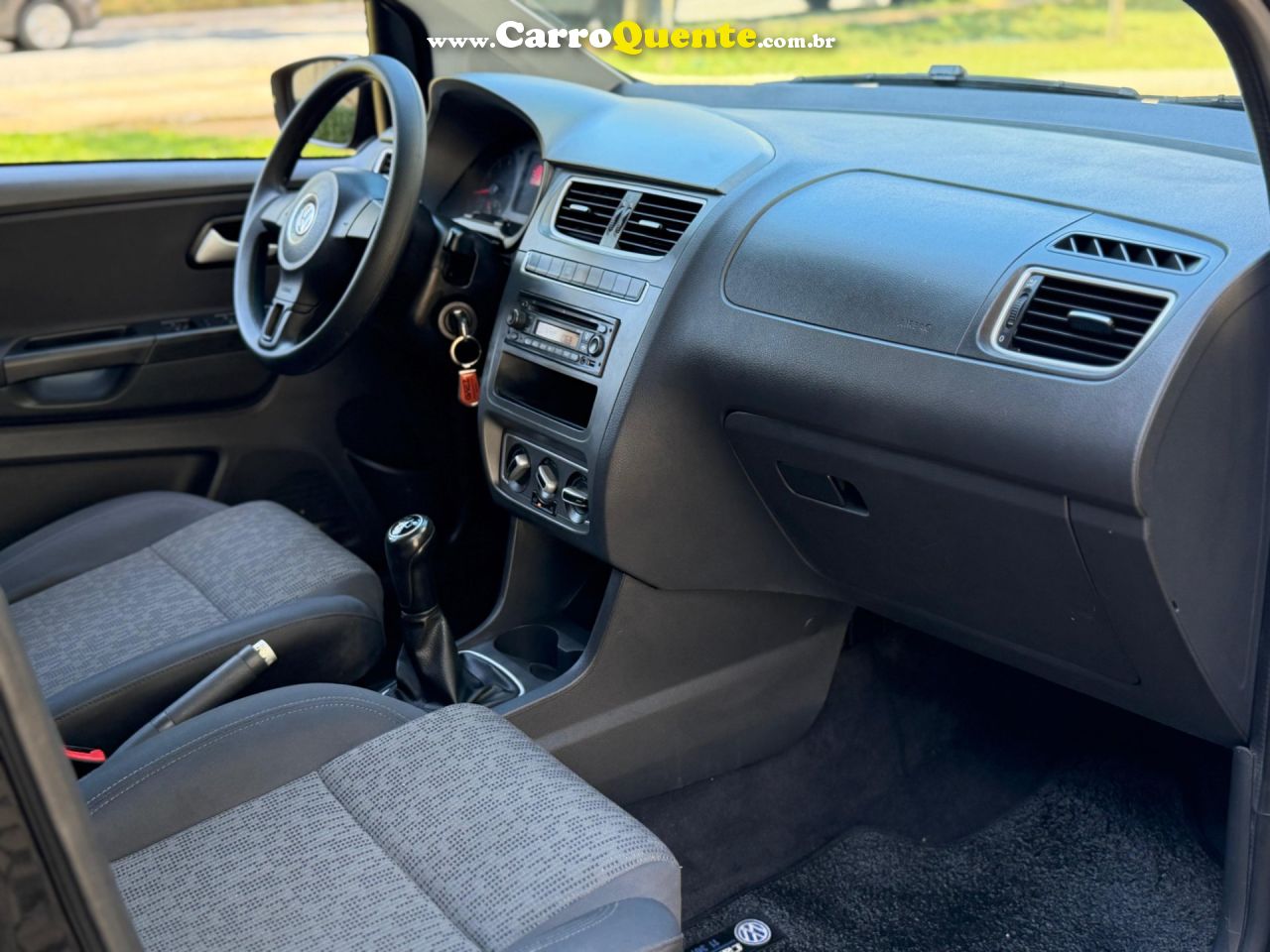 VOLKSWAGEN FOX 1.0 MI 8V 2014 - Loja