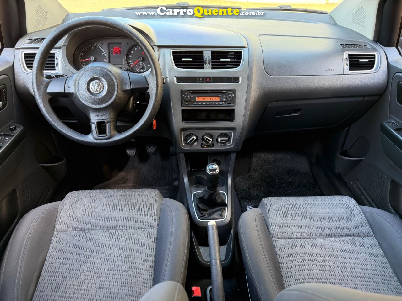 VOLKSWAGEN FOX 1.0 MI 8V 2014 - Loja