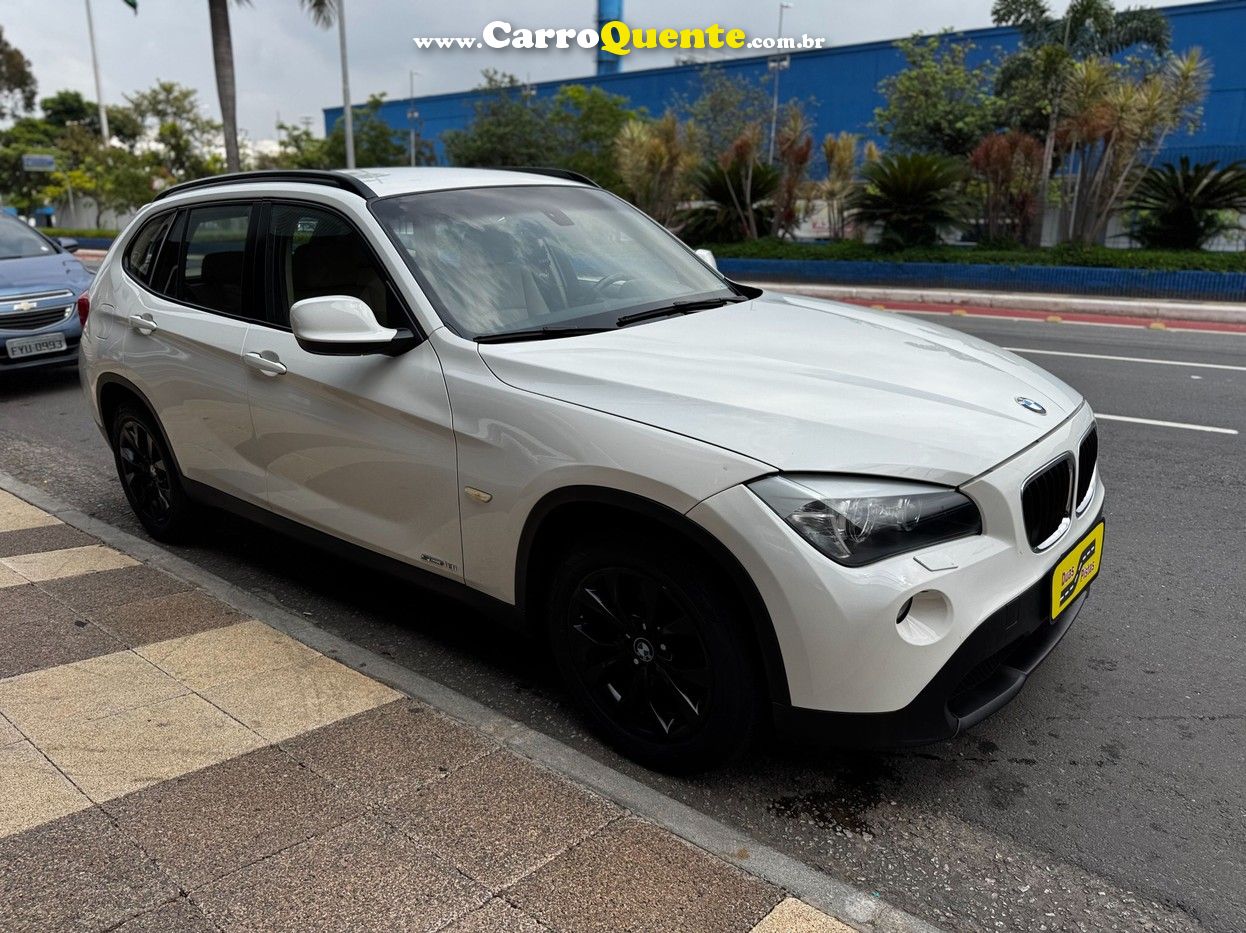 BMW X1 2.0 16V SDRIVE18I 2011 - Loja