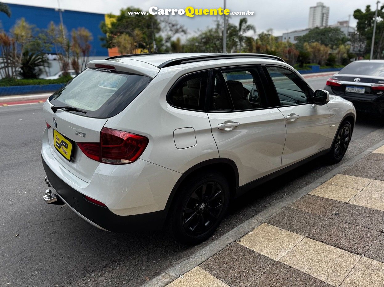 BMW X1 2.0 16V SDRIVE18I 2011 - Loja