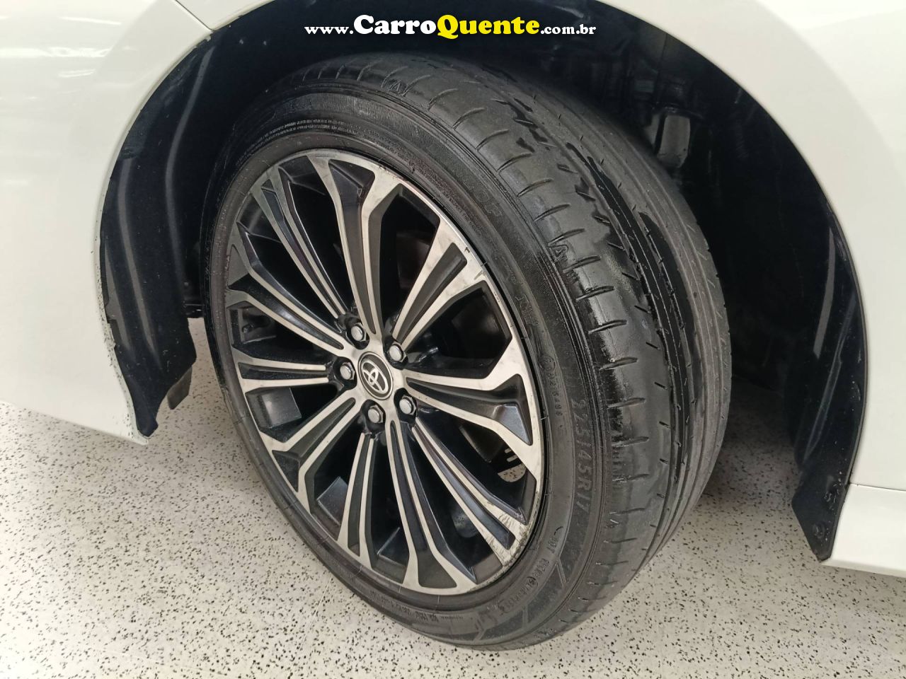 TOYOTA COROLLA 1.8 VVT-I ALTIS PREMIUM HIBRIDO 2020 - Loja