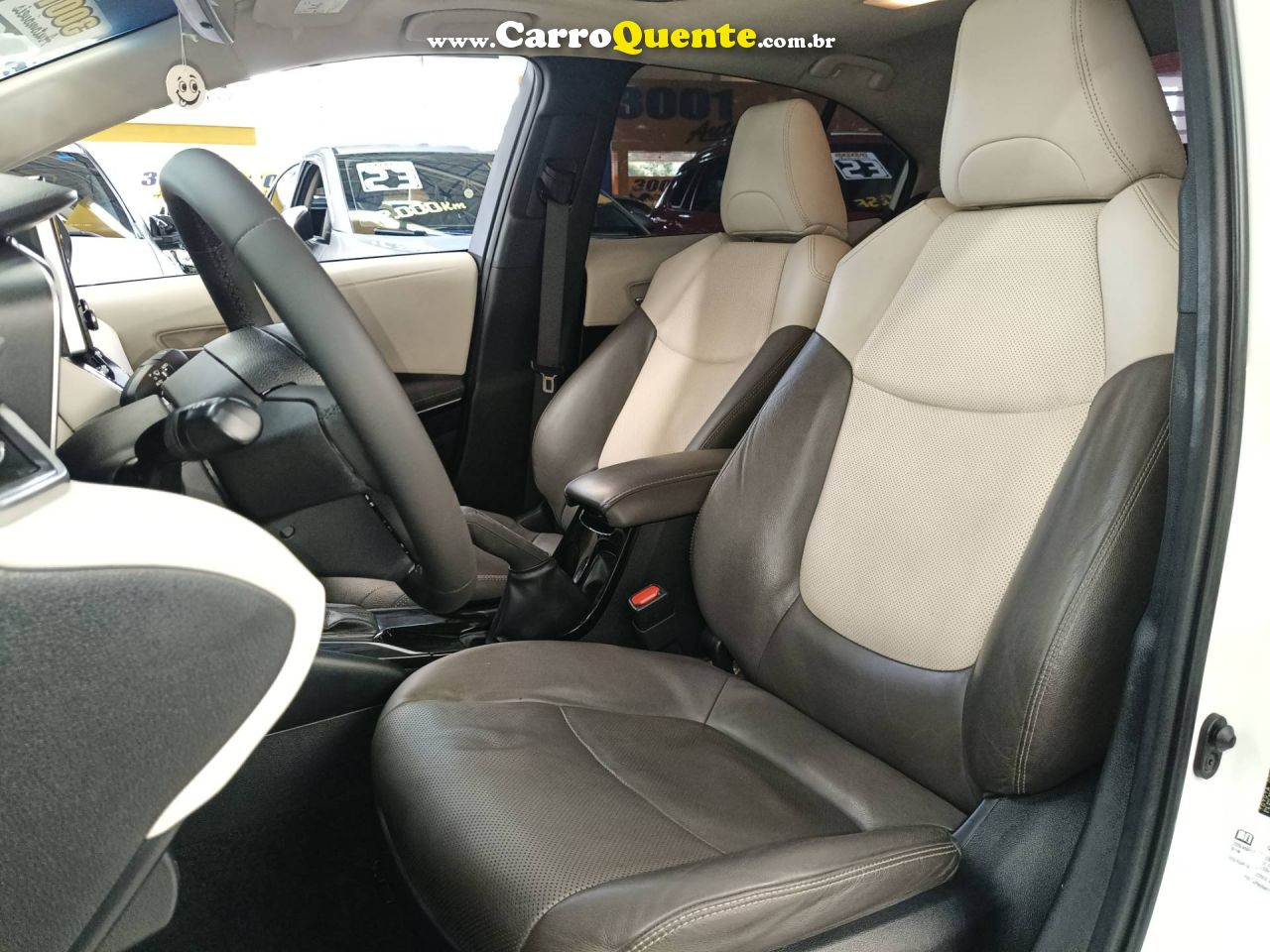 TOYOTA COROLLA 1.8 VVT-I ALTIS PREMIUM HIBRIDO 2020 - Loja