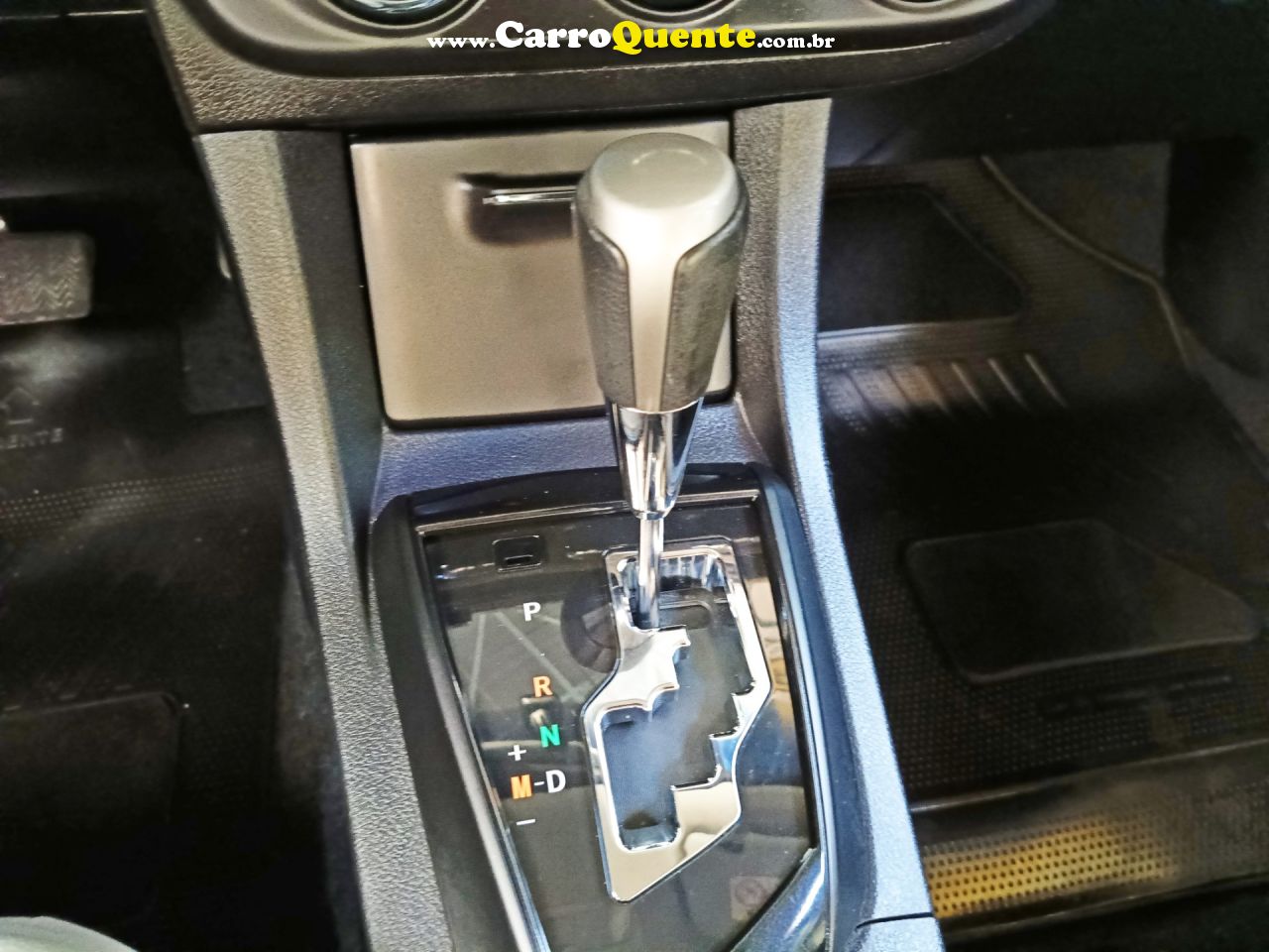 TOYOTA COROLLA 1.8 GLI 16V 2017 - Loja