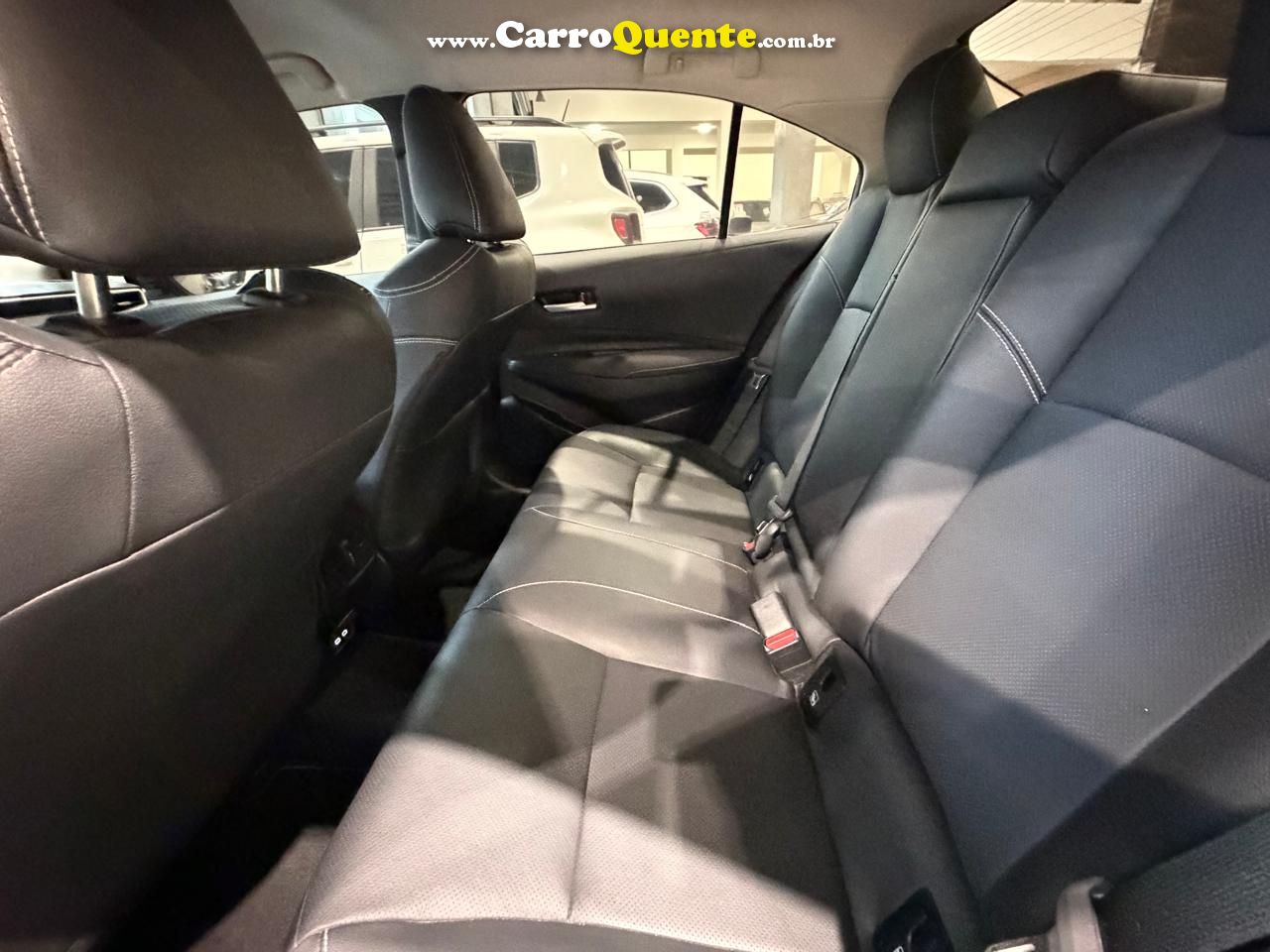 TOYOTA COROLLA 1.8 VVT-I ALTIS PREMIUM HIBRIDO 2024 - Loja