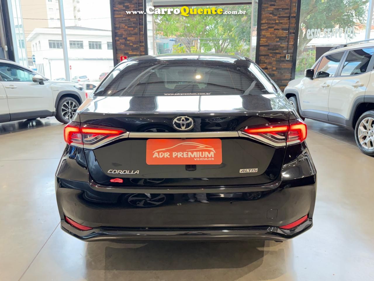TOYOTA COROLLA 1.8 VVT-I ALTIS PREMIUM 2023 - Loja