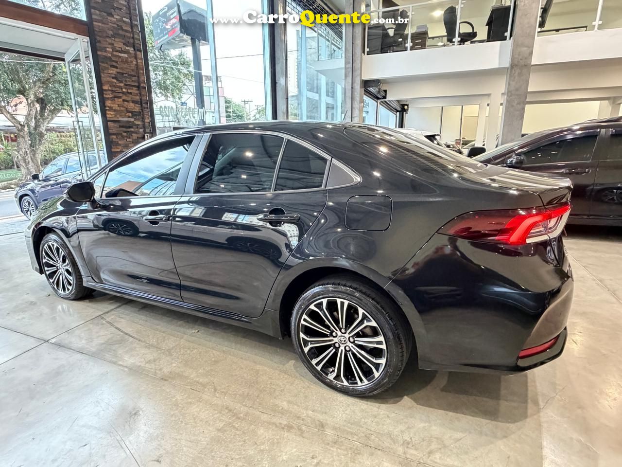 TOYOTA COROLLA 1.8 VVT-I ALTIS PREMIUM 2023 - Loja