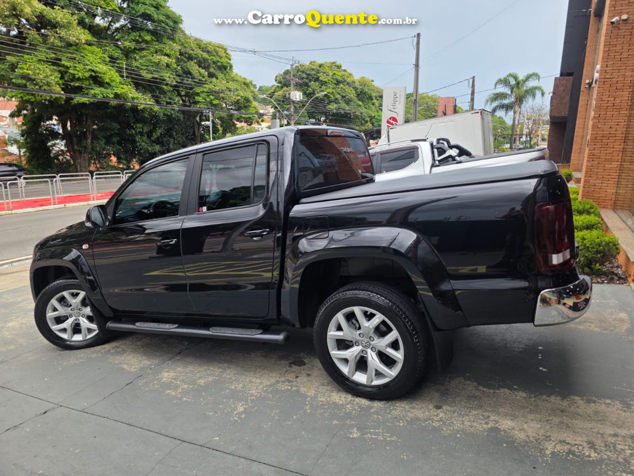 VOLKSWAGEN   AMAROK HIGHLINE CD 3.0 4X4 TB DIES. AUT.   PRETO 2024 3.0 DIESEL - Loja