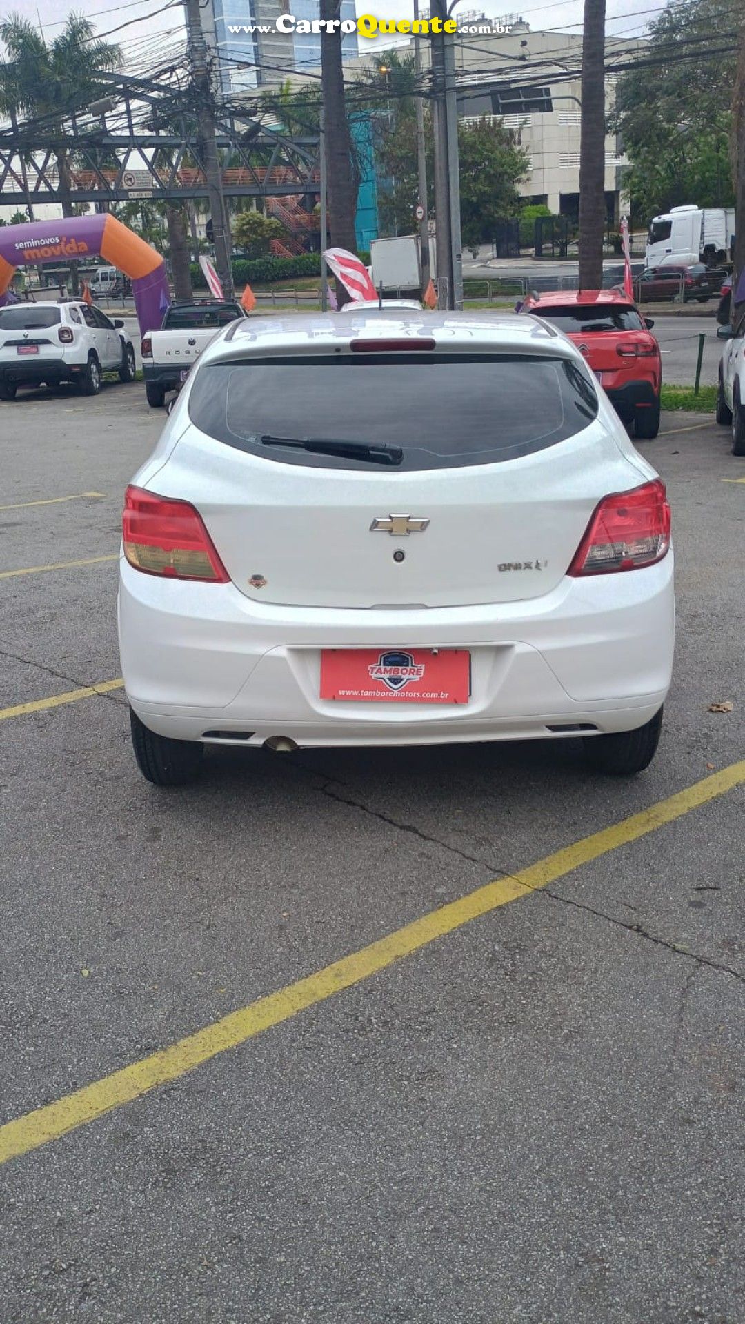 CHEVROLET   ONIX HATCH LT 1.0 8V FLEXPOWER 5P MEC.   BRANCO 2015 1.0 FLEX - Loja