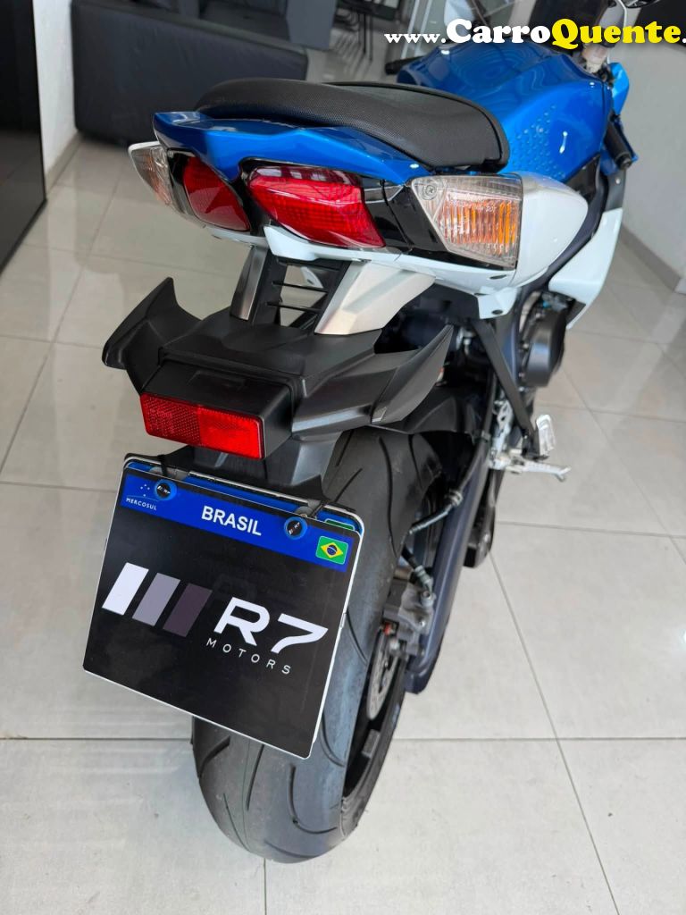 SUZUKI   GSX-R 1000   AZUL 2013 1000 GASOLINA - Loja