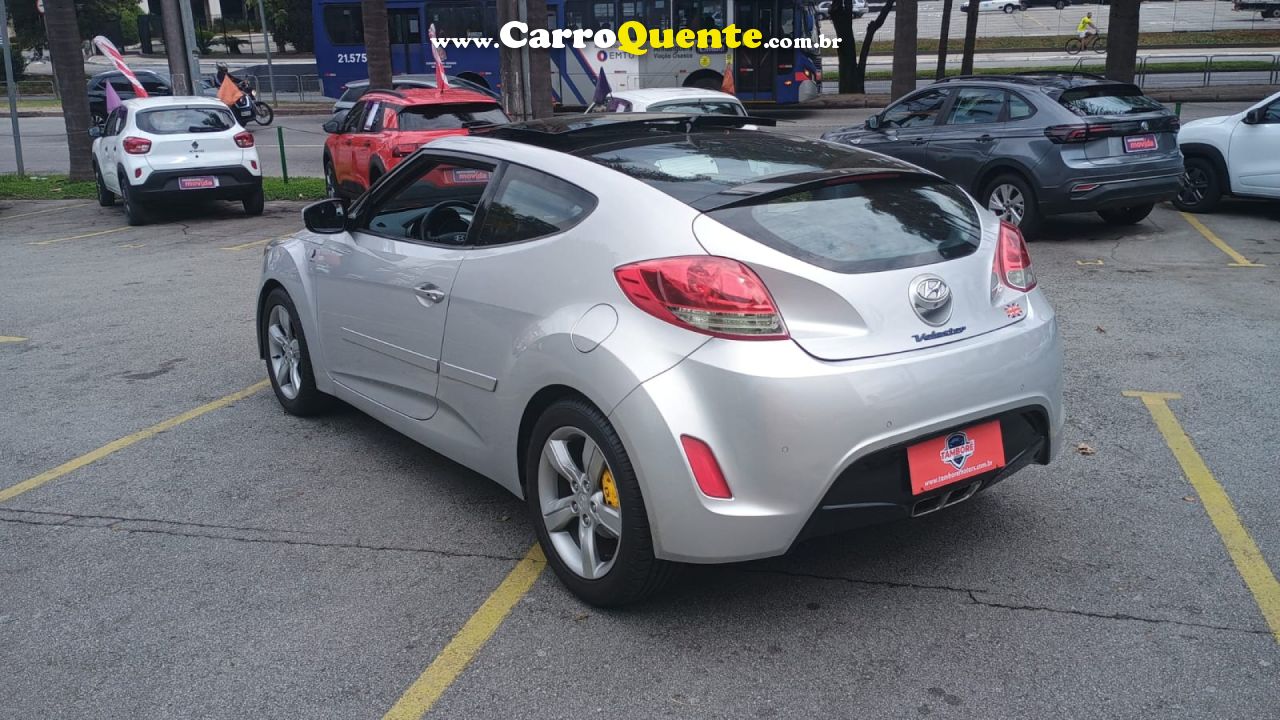 HYUNDAI   VELOSTER 1.6 16V  140CV AUT.   PRATA 2012 1.6 GASOLINA - Loja