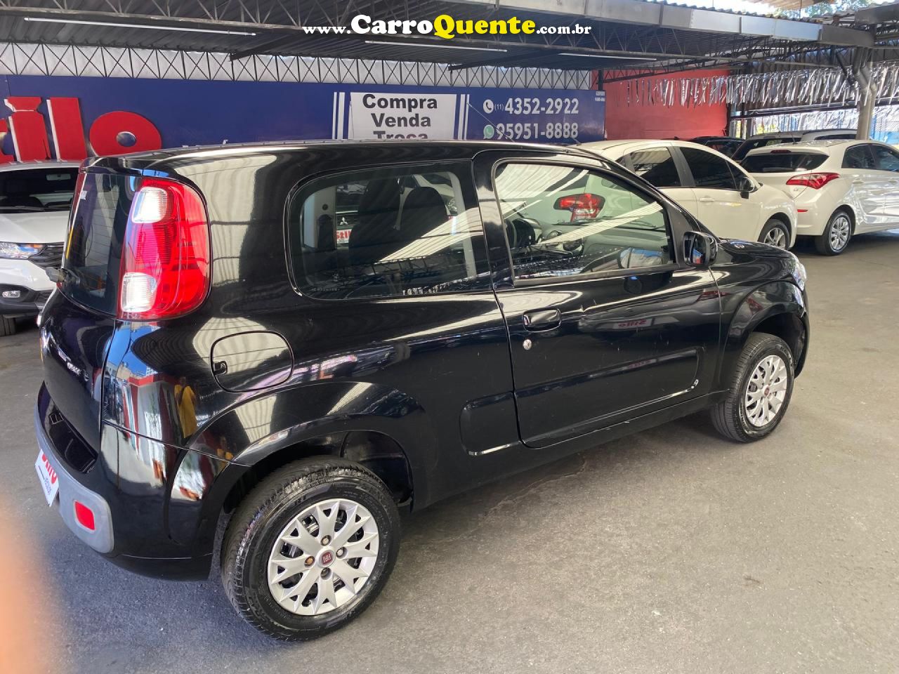 FIAT   UNO VIVACE 1.0 EVO FIRE FLEX 8V 3P   PRETO 2012 1.0 FLEX - Loja