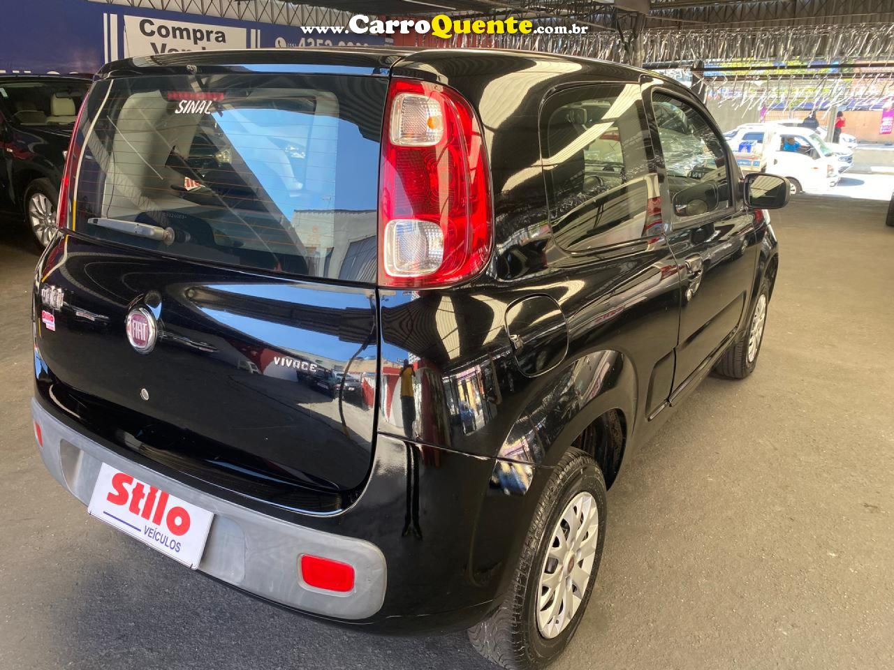 FIAT   UNO VIVACE 1.0 EVO FIRE FLEX 8V 3P   PRETO 2012 1.0 FLEX - Loja