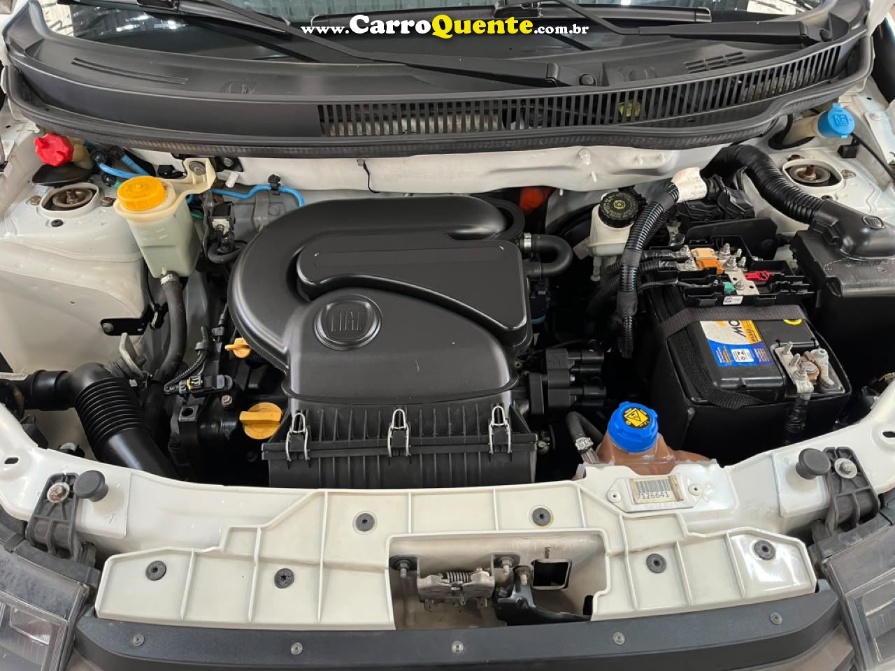 FIAT   MOBI LIKE 1.0 FIRE FLEX 5P.   BRANCO 2018 1.0 FLEX - Loja