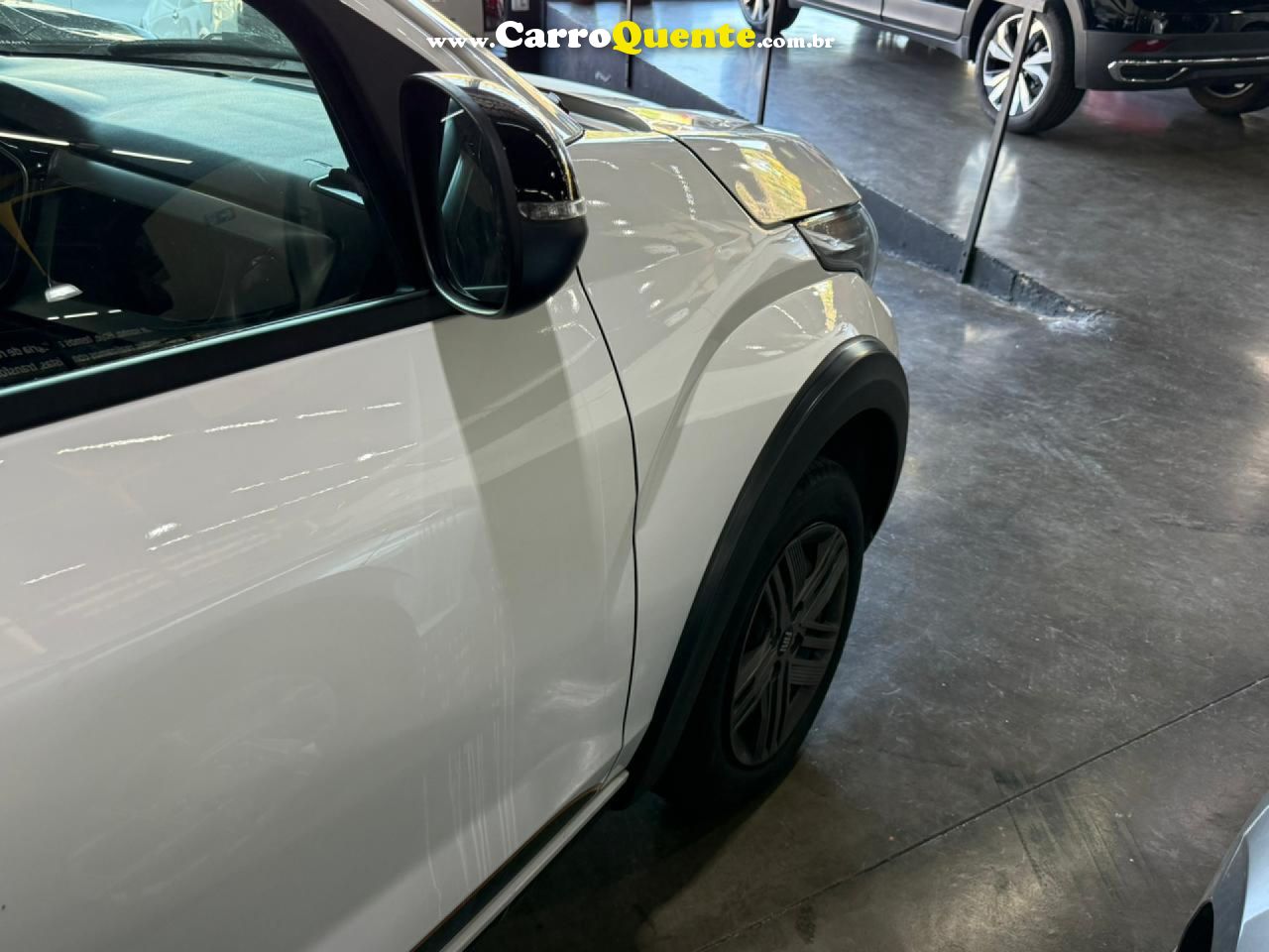 FIAT   MOBI TREKKING 1.0 FLEX 5P.   BRANCO 2026 1.0 FLEX - Loja