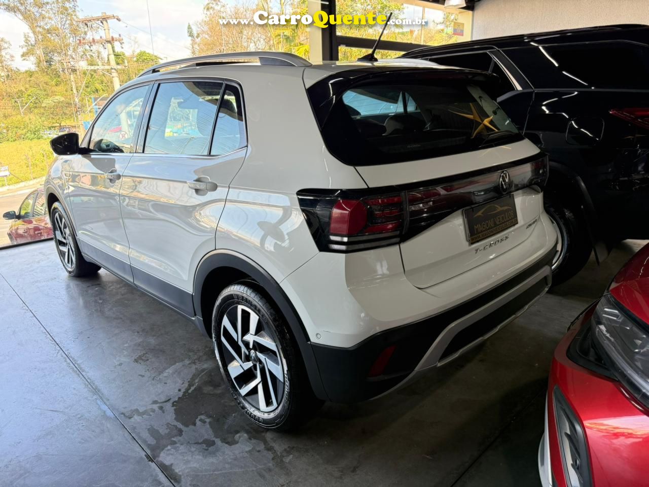 VOLKSWAGEN   T-CROSS HIGHLINE 1.4 TSI FLEX 16V 5P AUT   BRANCO 2025 1.4 FLEX - Loja