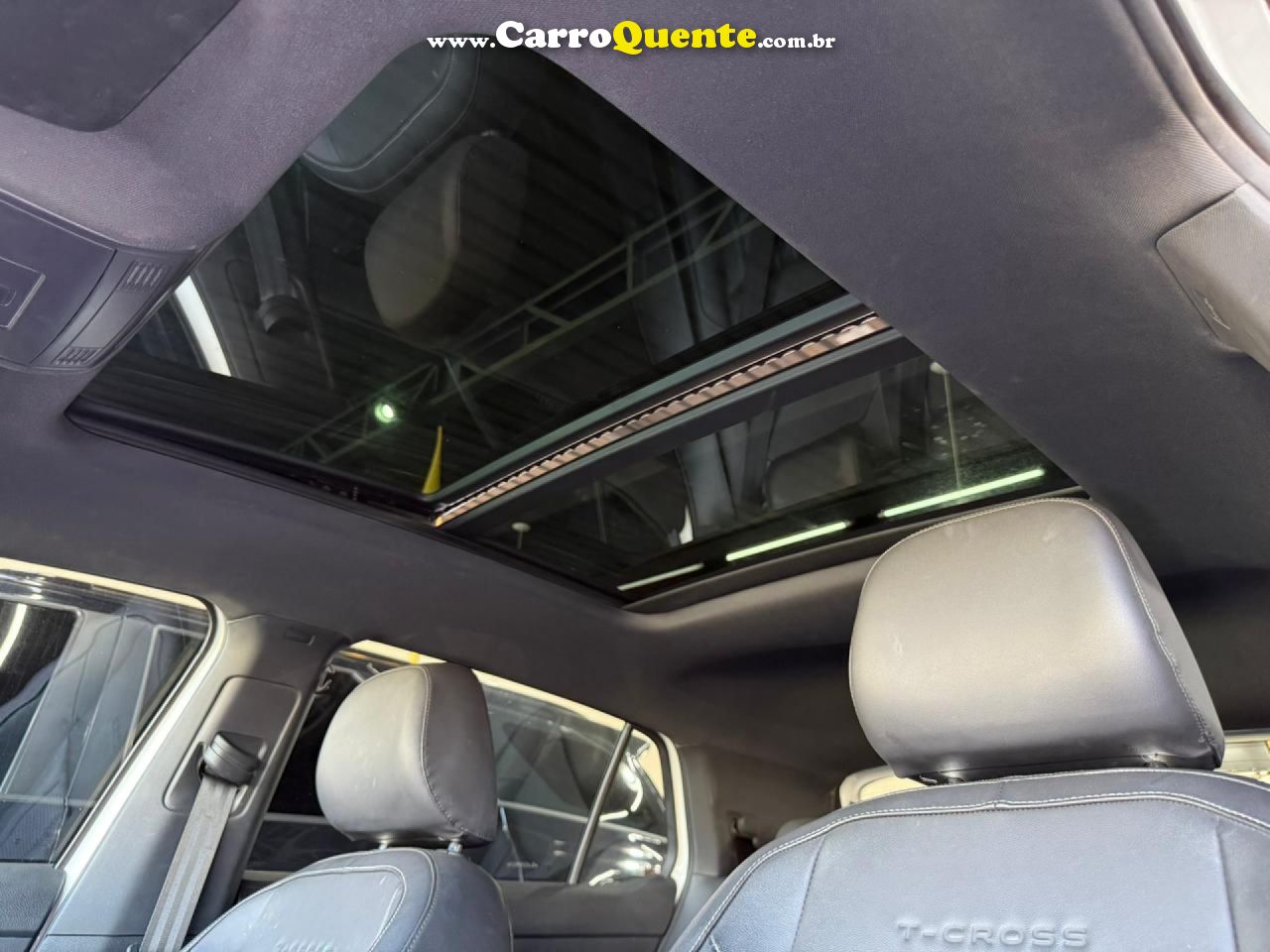 VOLKSWAGEN   T-CROSS HIGHLINE 1.4 TSI FLEX 16V 5P AUT   BRANCO 2025 1.4 FLEX - Loja