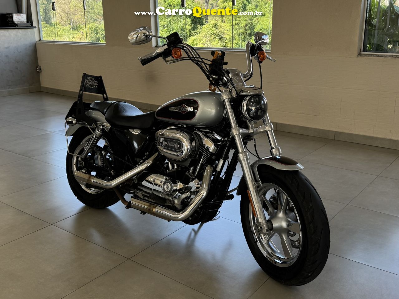 HARLEY-DAVIDSON   XL1200C   PRATA 2015 1200 GASOLINA - Loja