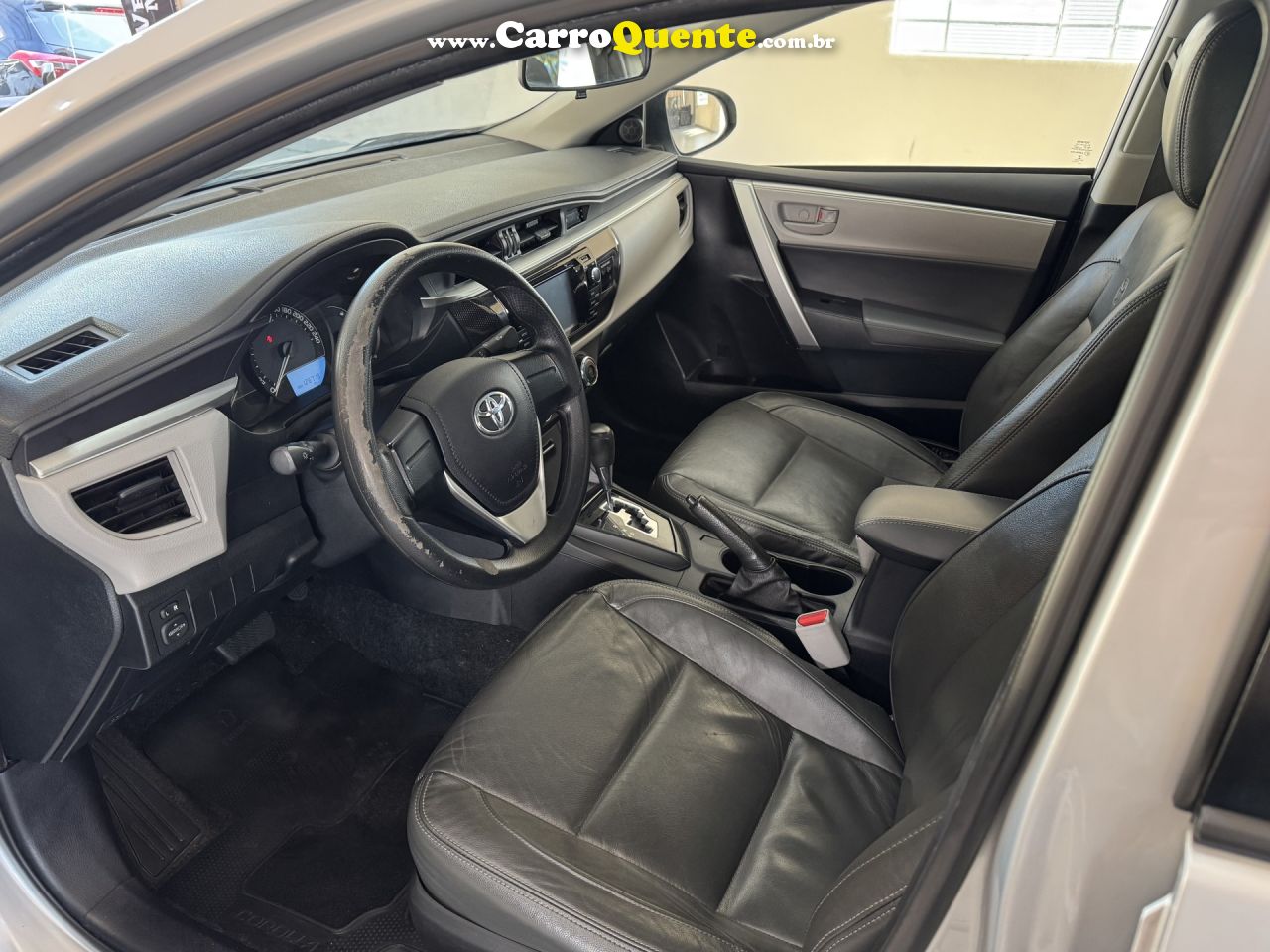 TOYOTA   COROLLA GLI UPPER 1.8 FLEX 16V AUT.   PRATA 2017 1.8 FLEX - Loja