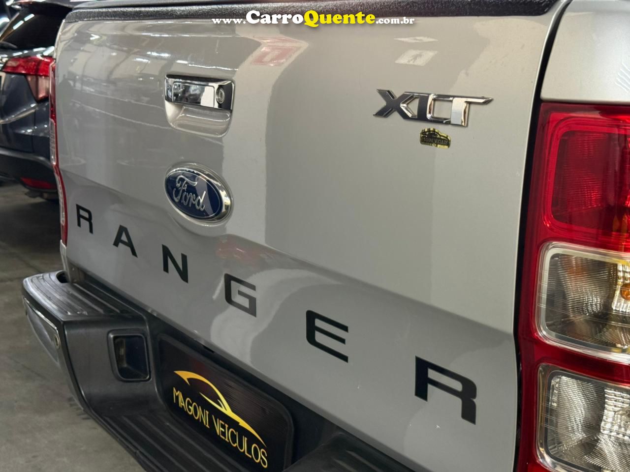 FORD   RANGER XLT 3.2 20V 4X4 CD DIESEL AUT.   PRATA 2016 3.2 DIESEL - Loja