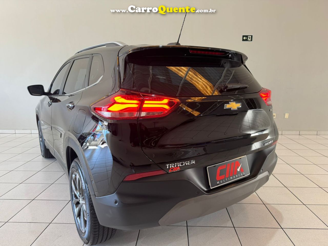 CHEVROLET   TRACKER PREMIER 1.2 TURBO 12V FLEX AUT.   PRETO 2023 1.2 FLEX - Loja