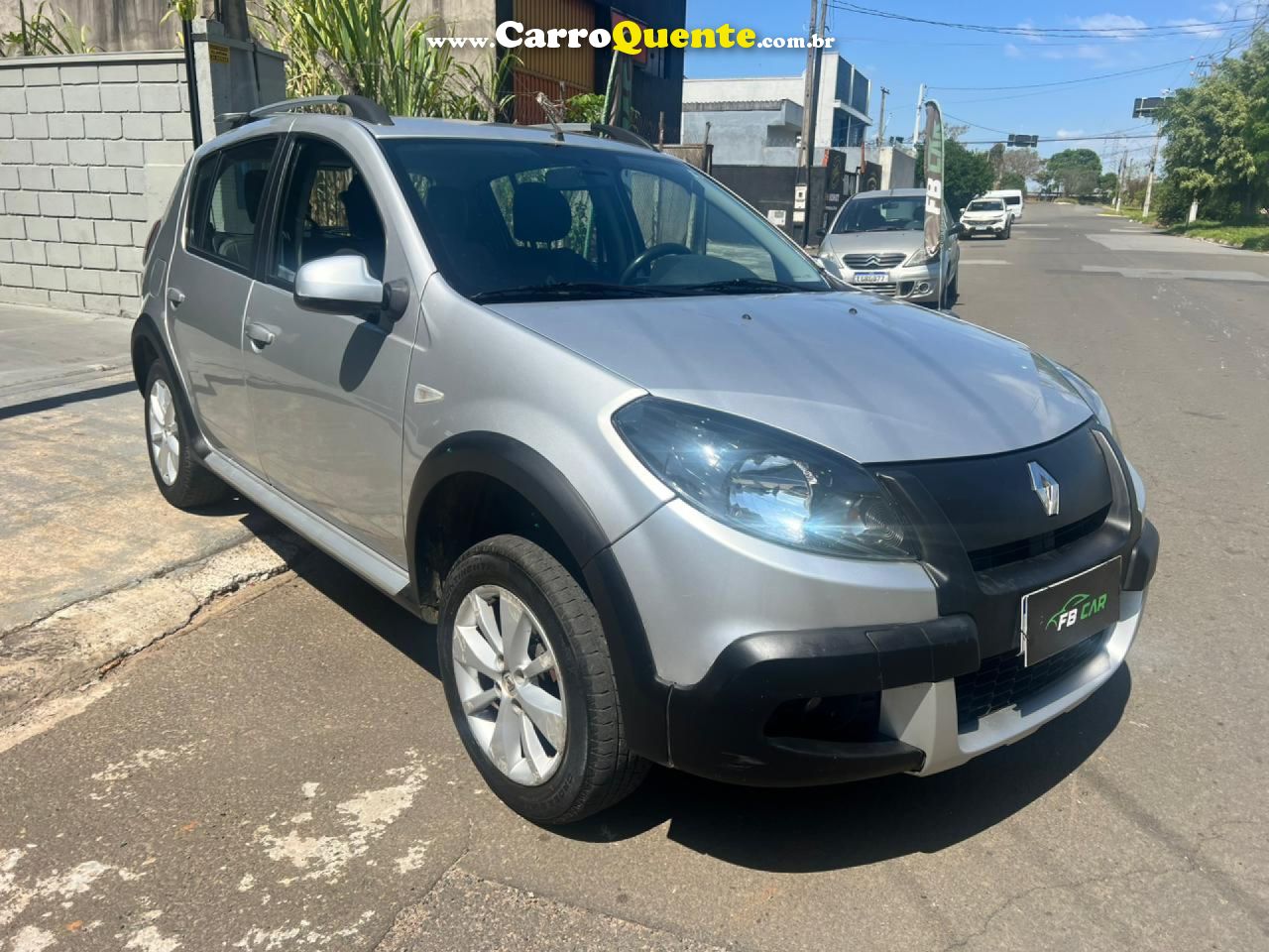 RENAULT   SANDERO STEPWAY HI-FLEX 1.6 16V 5P AUT.   PRATA 2013 1.6 GASOLINA - Loja