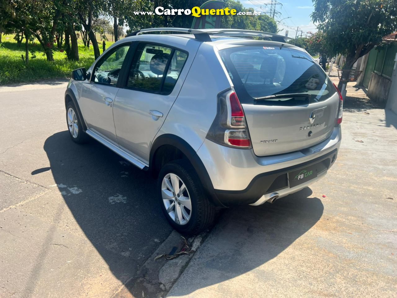 RENAULT   SANDERO STEPWAY HI-FLEX 1.6 16V 5P AUT.   PRATA 2013 1.6 GASOLINA - Loja