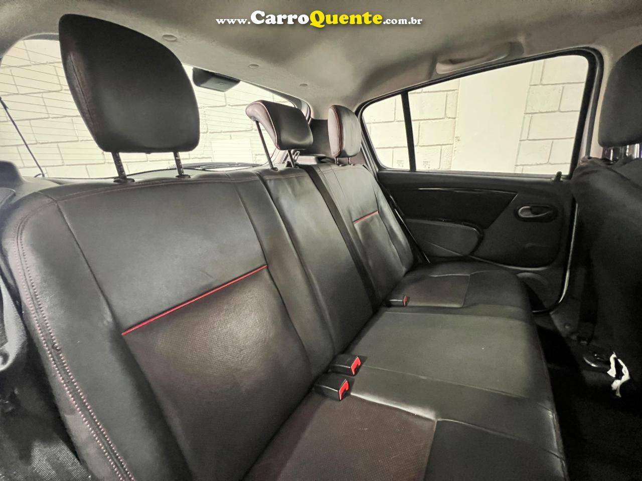 RENAULT   SANDERO STEPWAY HI-FLEX 1.6 16V 5P AUT.   PRATA 2013 1.6 GASOLINA - Loja