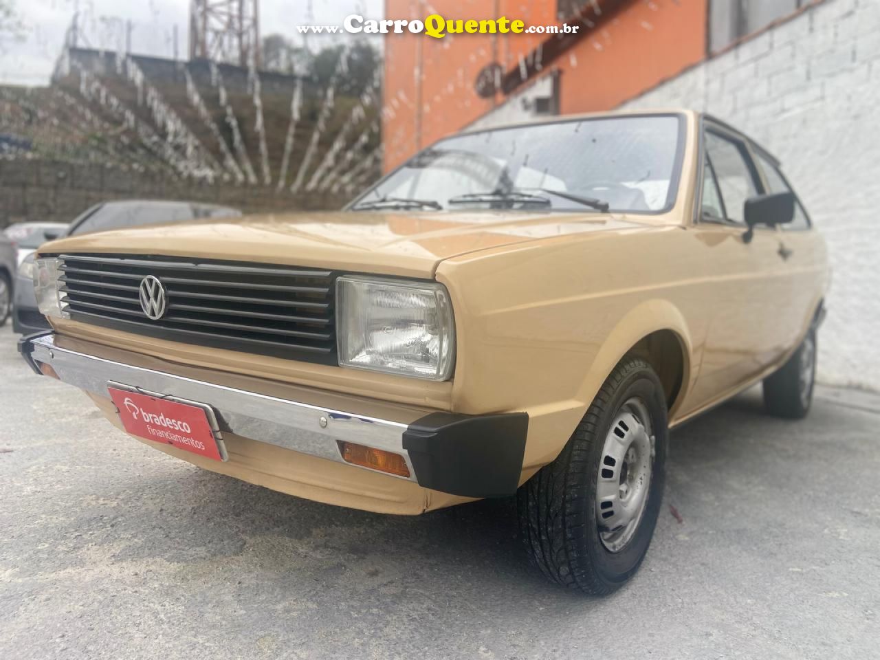 VOLKSWAGEN   GOL L 1.3 L LS C S BX PLUS 1.6   BEGE 1981 1.6 GASOLINA - Loja