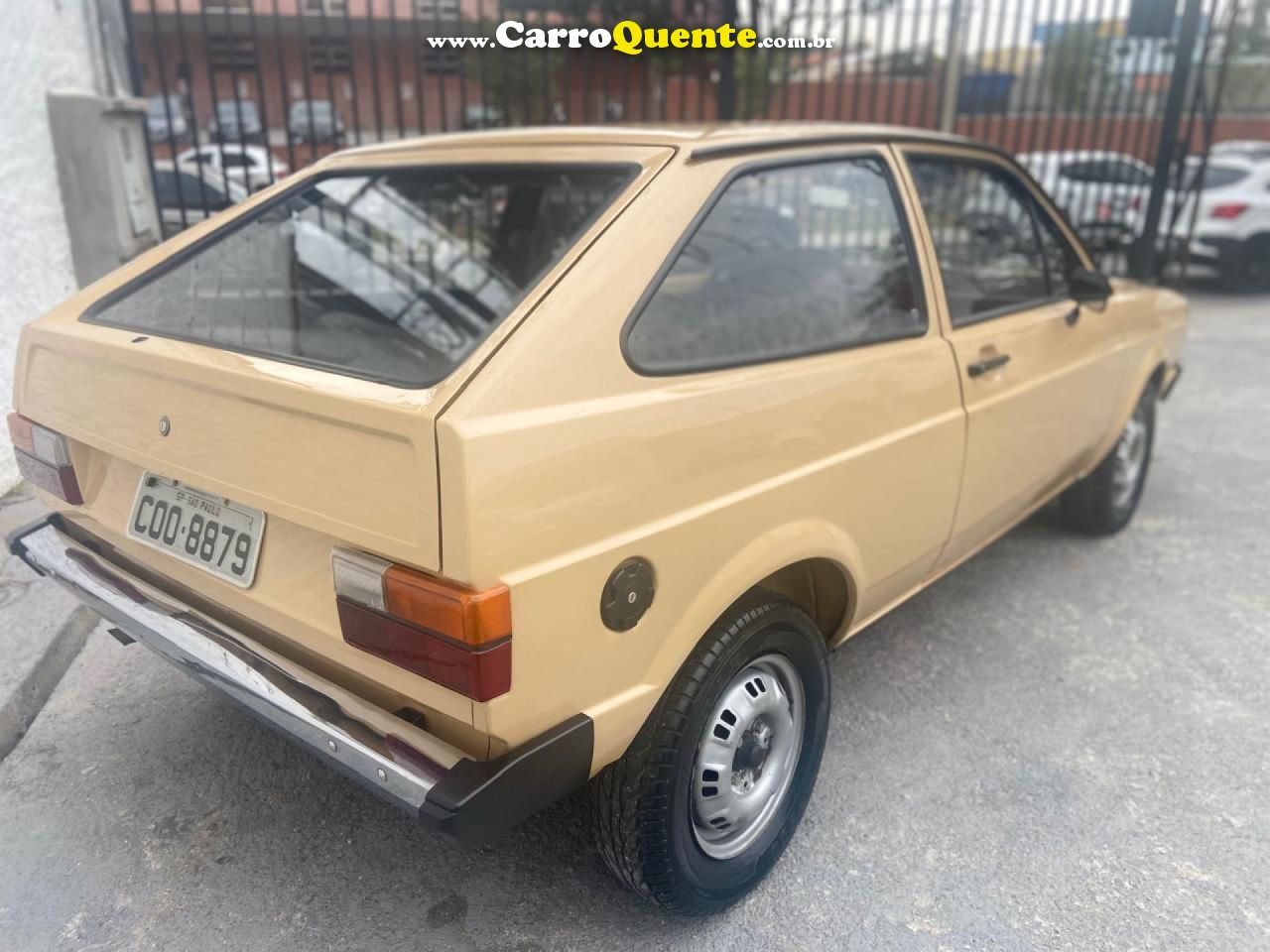 VOLKSWAGEN   GOL L 1.3 L LS C S BX PLUS 1.6   BEGE 1981 1.6 GASOLINA - Loja