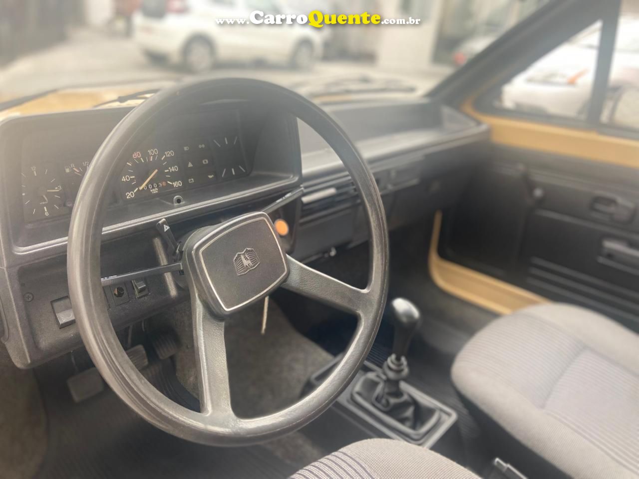 VOLKSWAGEN   GOL L 1.3 L LS C S BX PLUS 1.6   BEGE 1981 1.6 GASOLINA - Loja