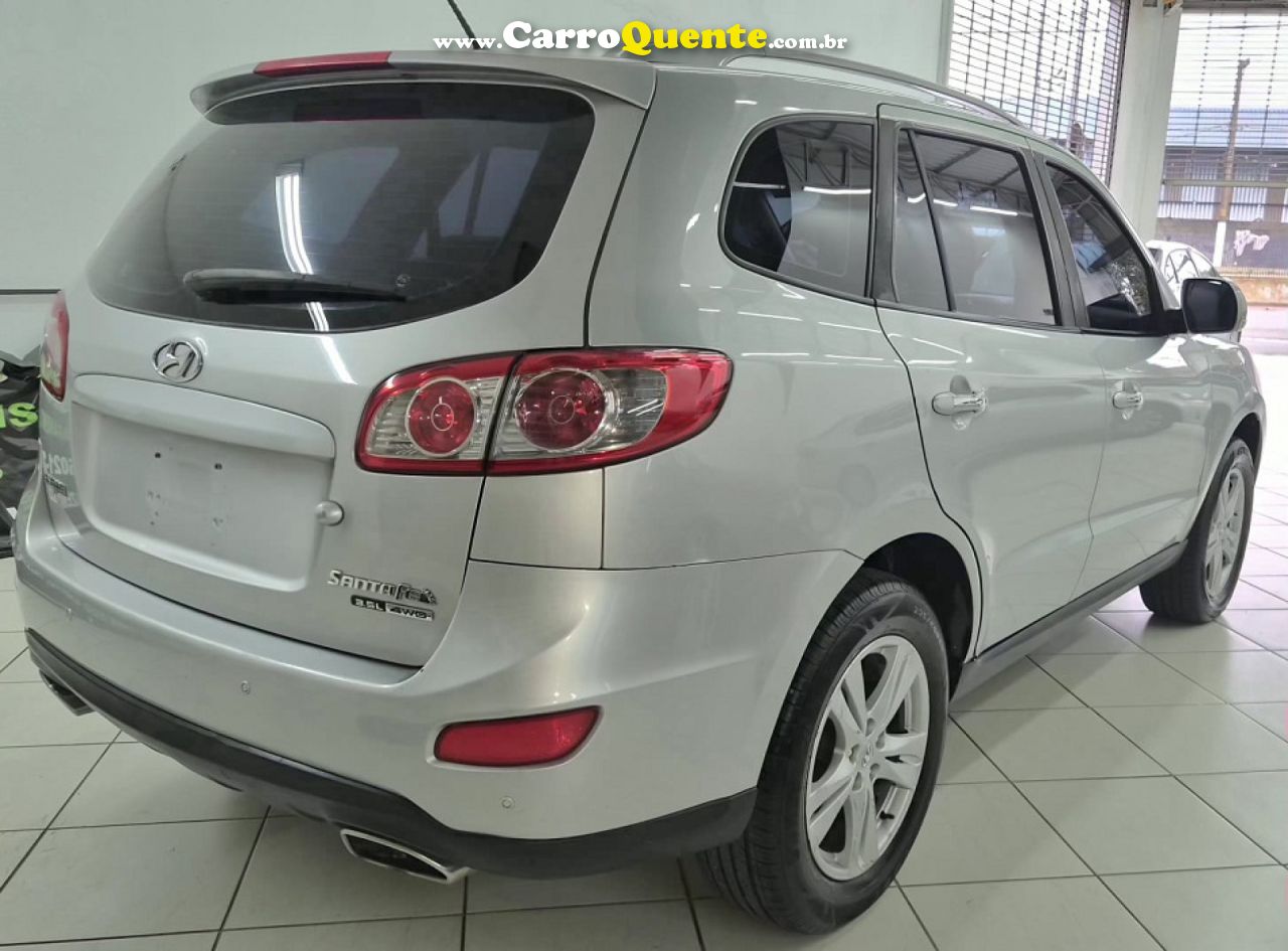 HYUNDAI   SANTA FE GLS 3.5 V6 4X4 TIPTRONIC   PRATA 2011 3.5 GASOLINA - Loja