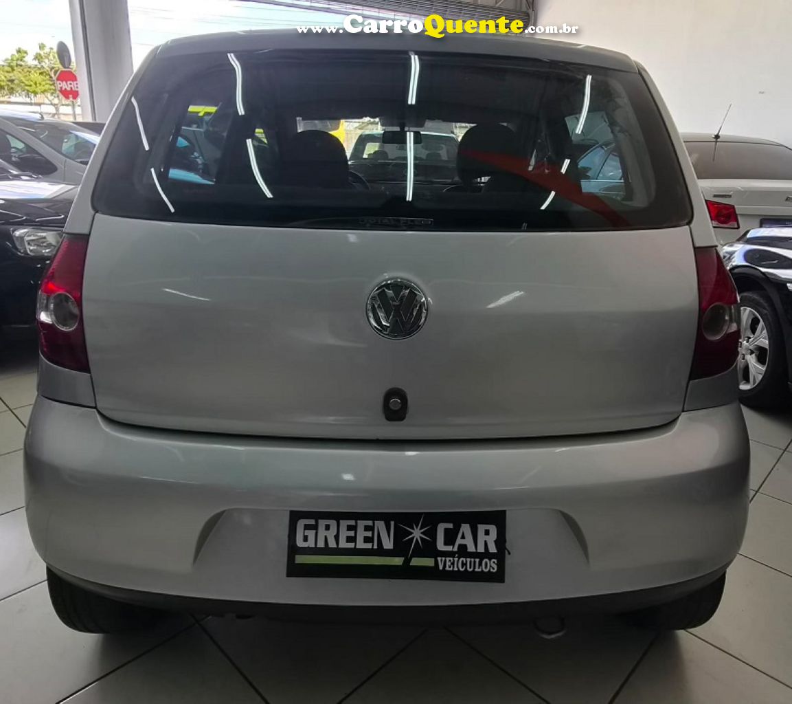 VOLKSWAGEN   FOX CITY 1.0 MI 1.0MI TOTAL FLEX 8V 5P   PRATA 2006 1.0 FLEX - Loja