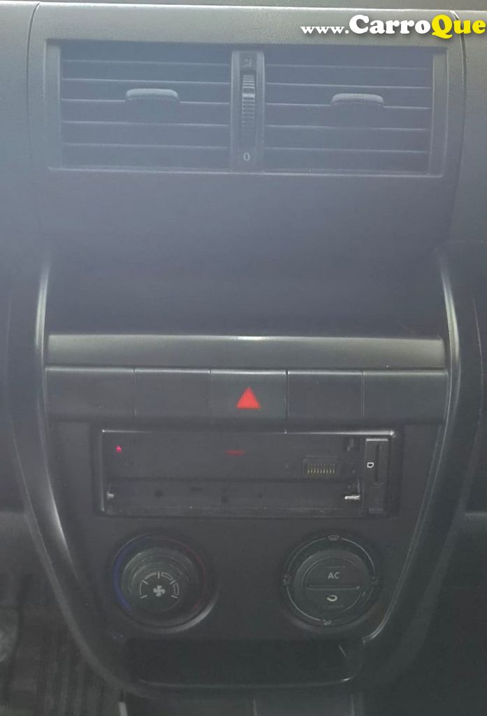 VOLKSWAGEN   FOX CITY 1.0 MI 1.0MI TOTAL FLEX 8V 5P   PRATA 2006 1.0 FLEX - Loja