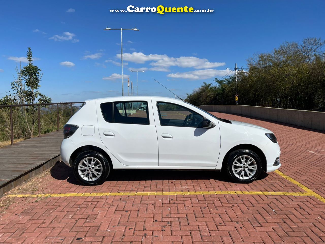 RENAULT   SANDERO S EDITION FLEX 1.0 12V 5P MEC.   BRANCO 2023 1.0 FLEX - Loja