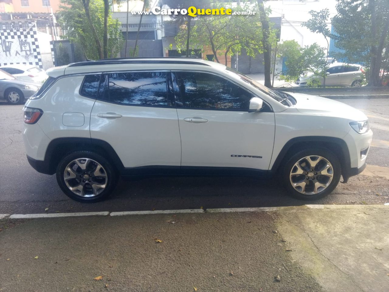 JEEP   COMPASS LONGITUDE 2.0 4X2 FLEX 16V AUT.   BRANCO 2020 2.0 FLEX - Loja