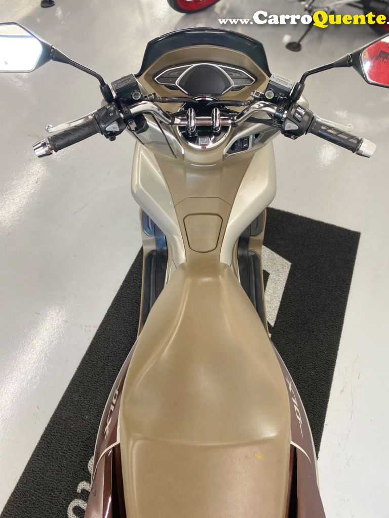 HONDA   PCX 150DLX   PRATA 2022 150 GASOLINA - Loja