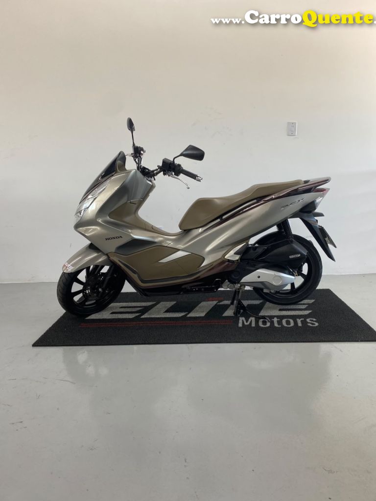 HONDA   PCX 150DLX   PRATA 2022 150 GASOLINA - Loja