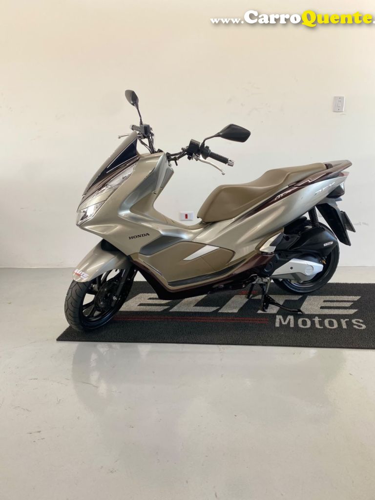 HONDA   PCX 150DLX   PRATA 2022 150 GASOLINA - Loja