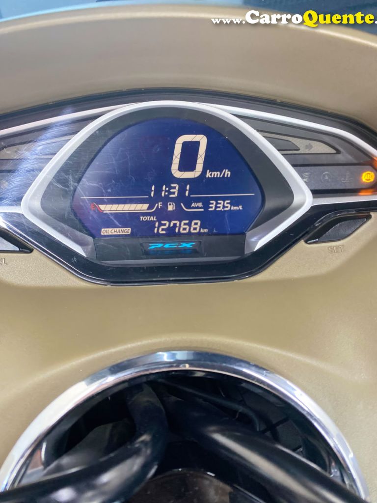 HONDA   PCX 150DLX   PRATA 2022 150 GASOLINA - Loja