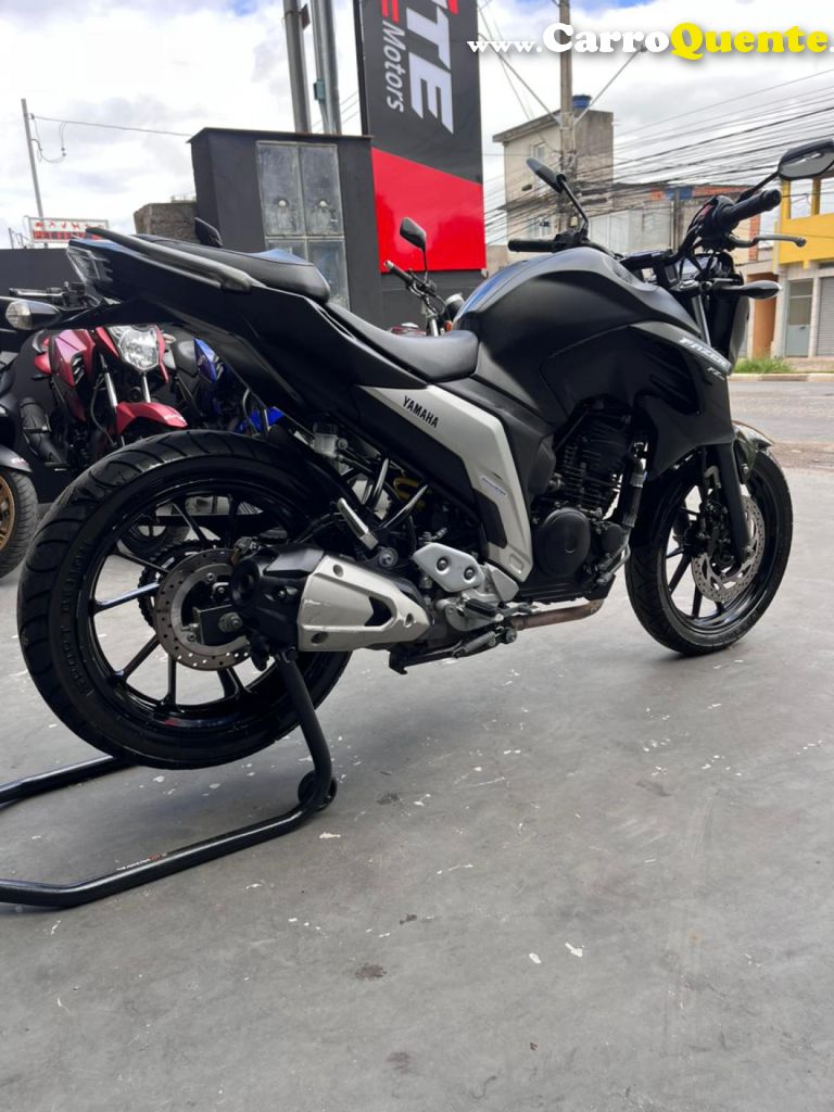 YAMAHA    FAZER 250   PRETO 2023 250 GASOLINA - Loja