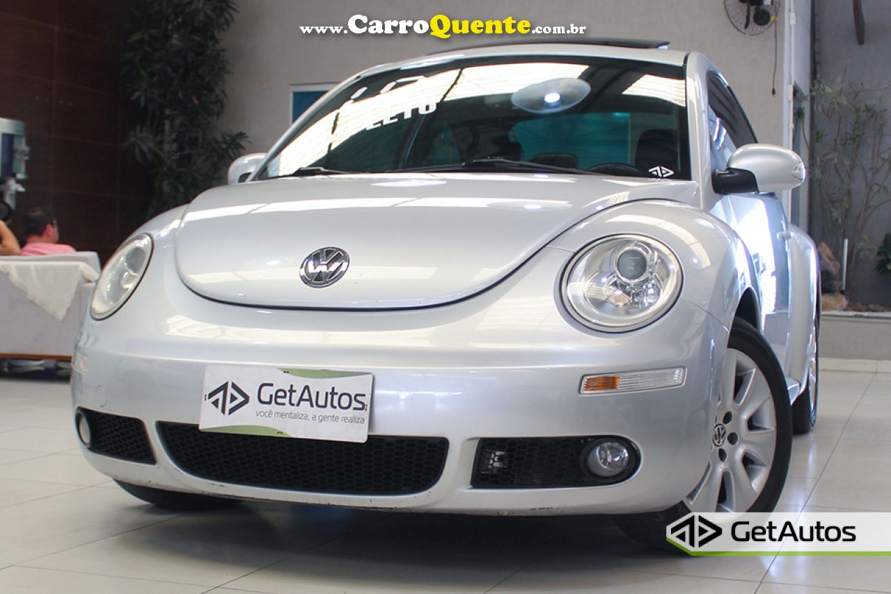 VOLKSWAGEN   NEW BEETLE 2.0 MI MEC.AUT.   PRATA 2010 2.0 GASOLINA - Loja