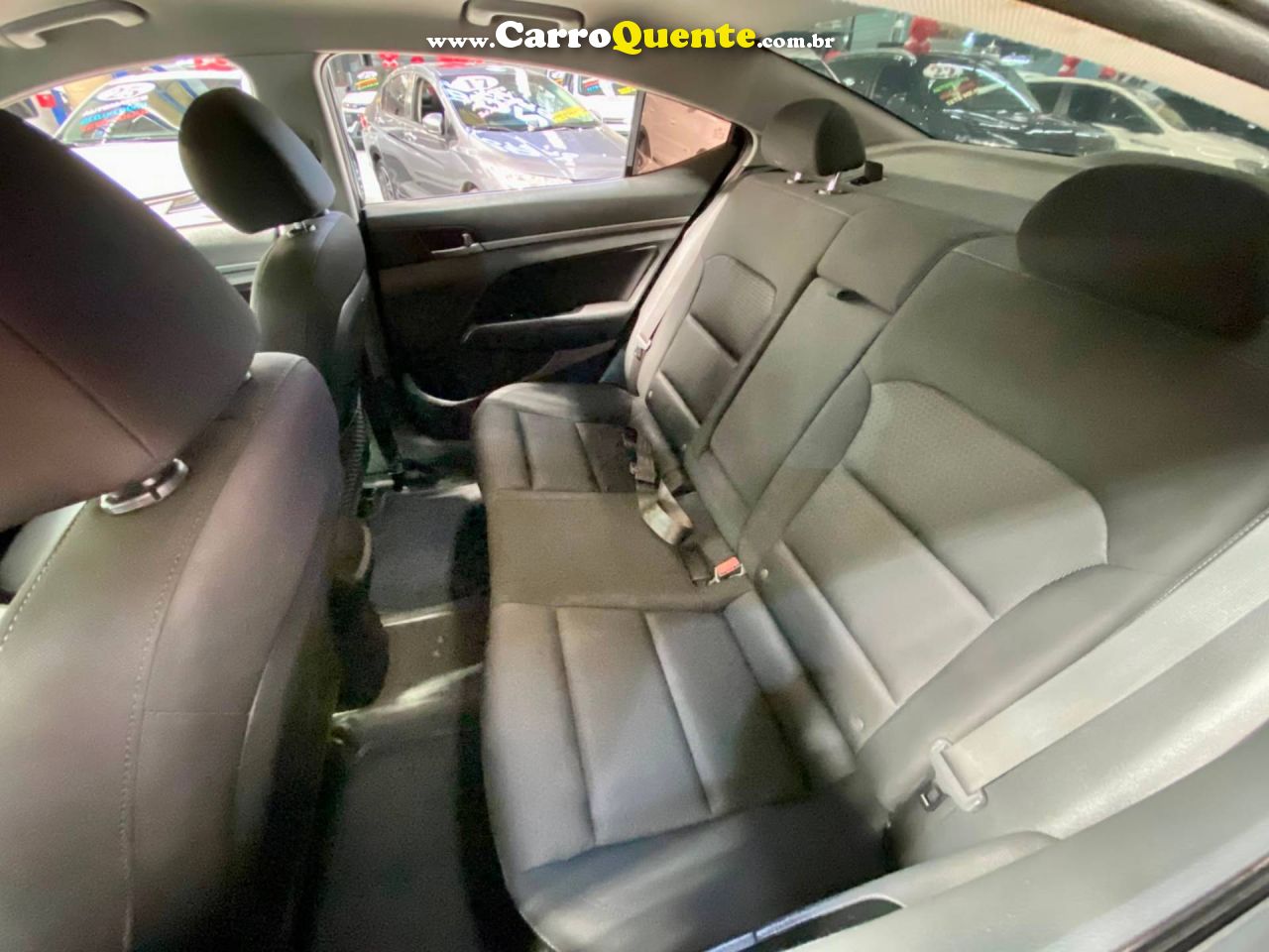HYUNDAI ELANTRA 2.0 16V 2018 - Loja